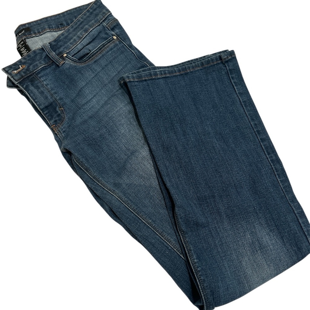 White House Black Market Blue Straight boot cut Jeans